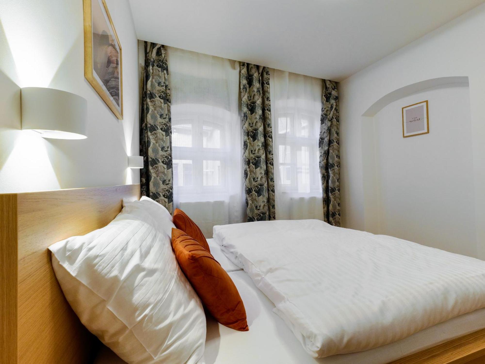 Hviezdoslavova Apartments, Trnava Centre, Parking Available Exterior foto