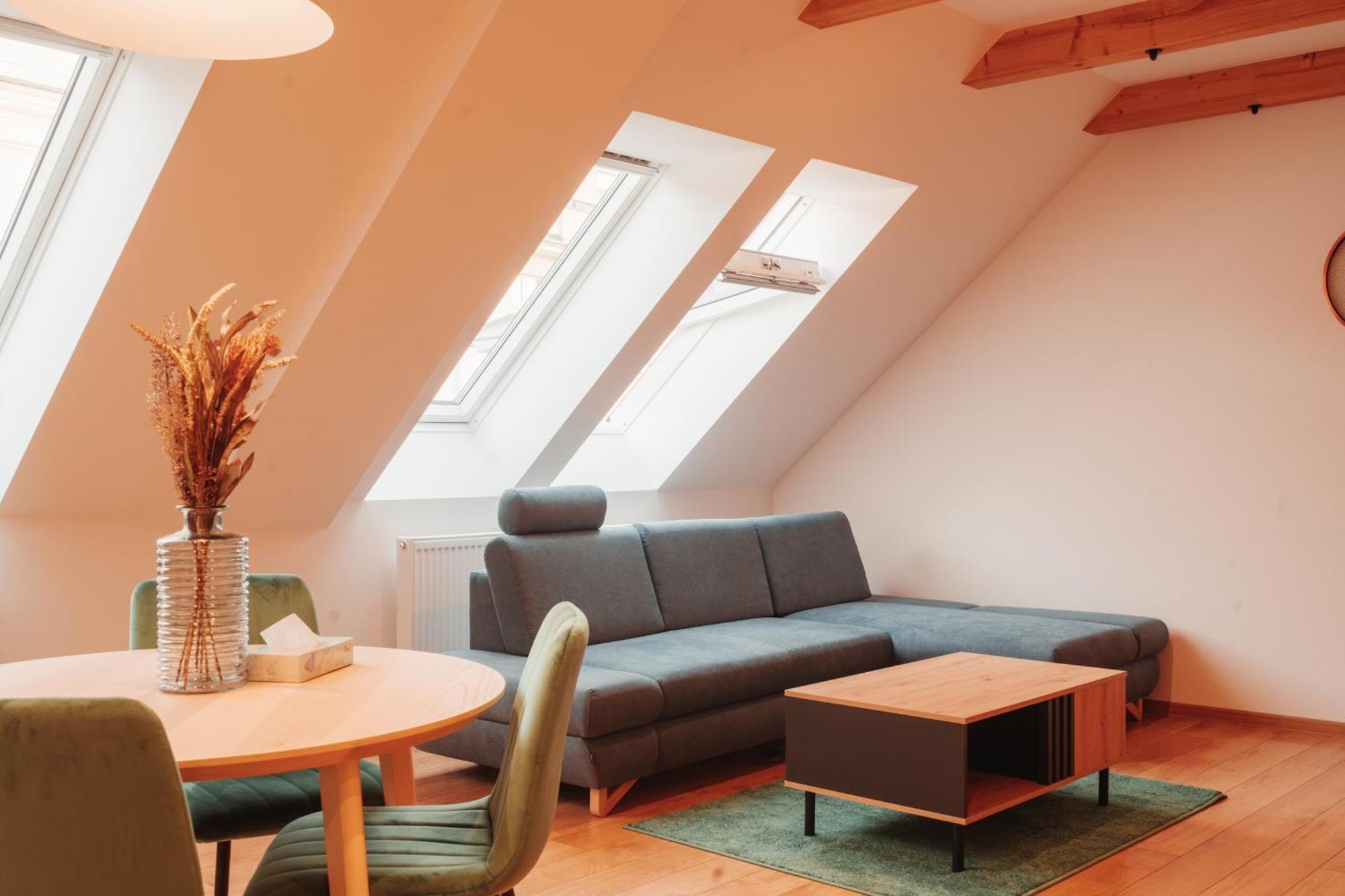 Hviezdoslavova Apartments, Trnava Centre, Parking Available Exterior foto