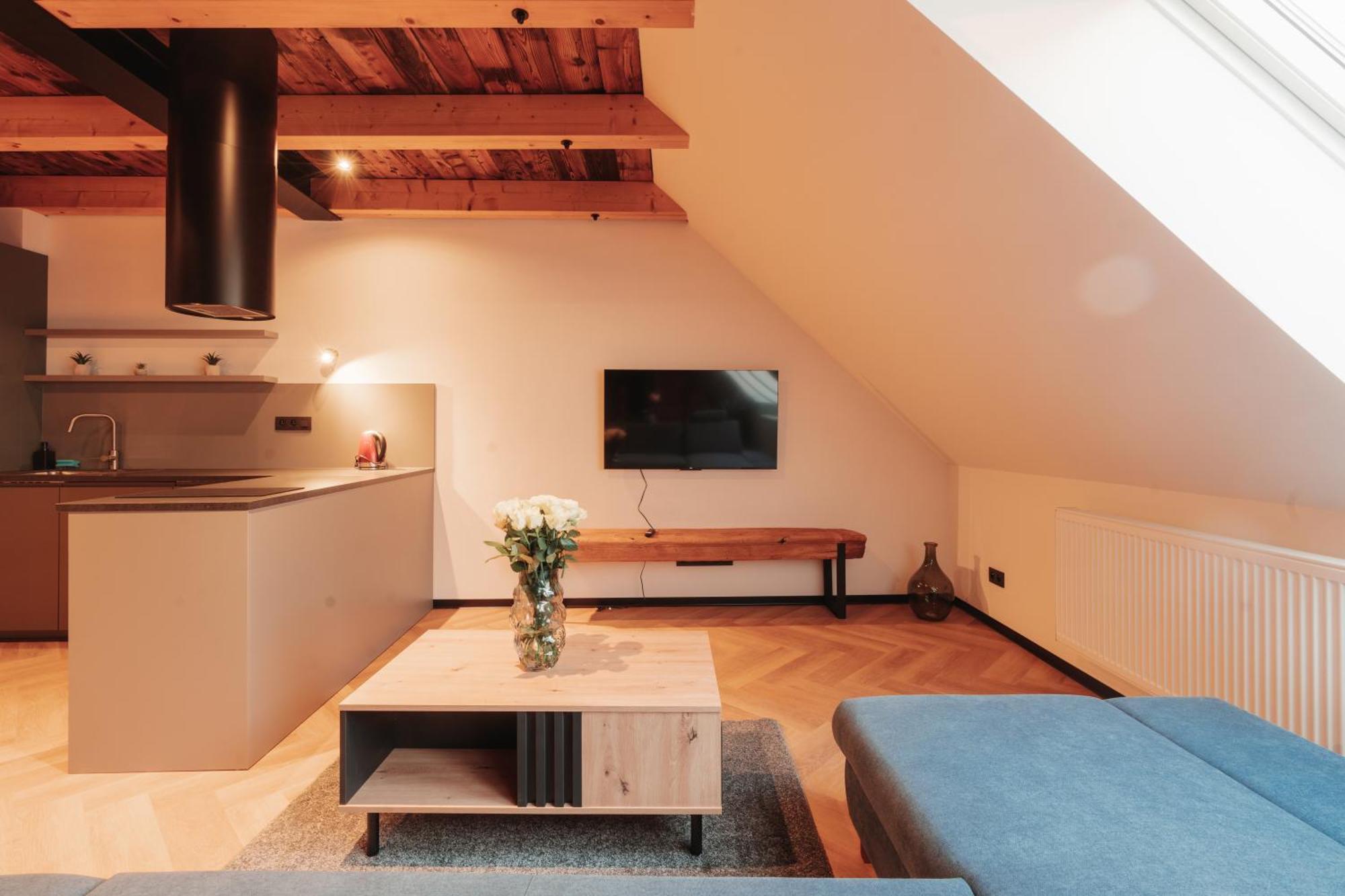 Hviezdoslavova Apartments, Trnava Centre, Parking Available Exterior foto