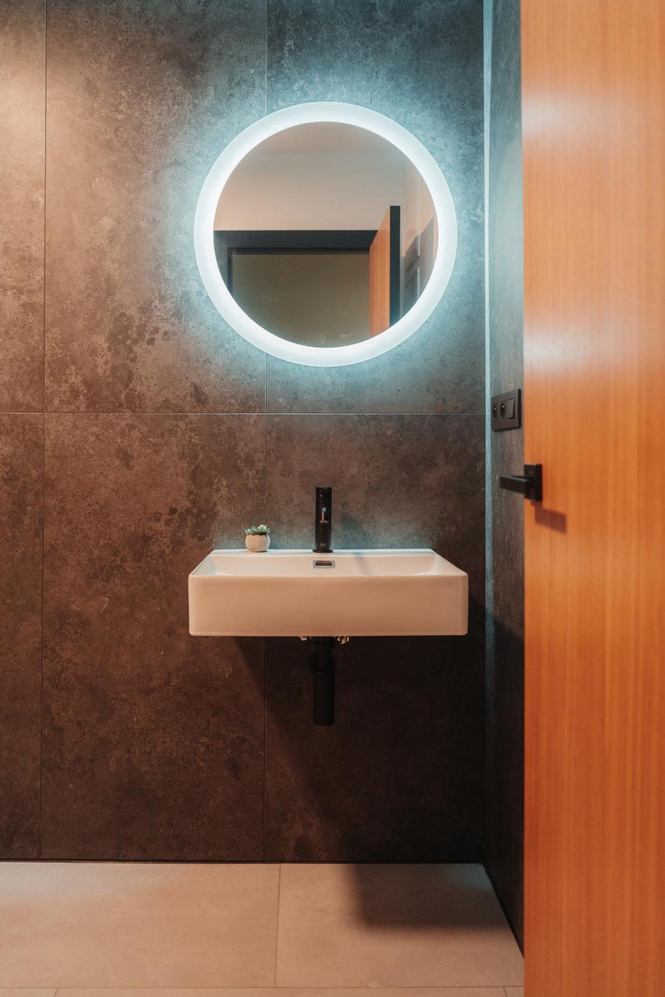 Hviezdoslavova Apartments, Trnava Centre, Parking Available Exterior foto